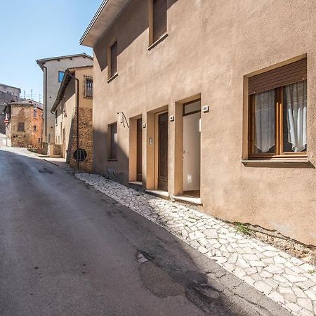 Entro Le Mura Montepulciano Bagian luar foto
