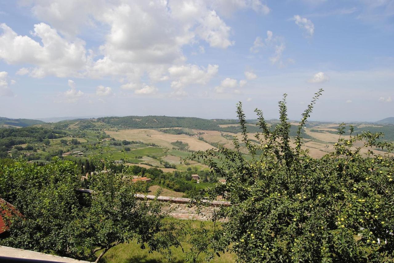 Entro Le Mura Montepulciano Bagian luar foto