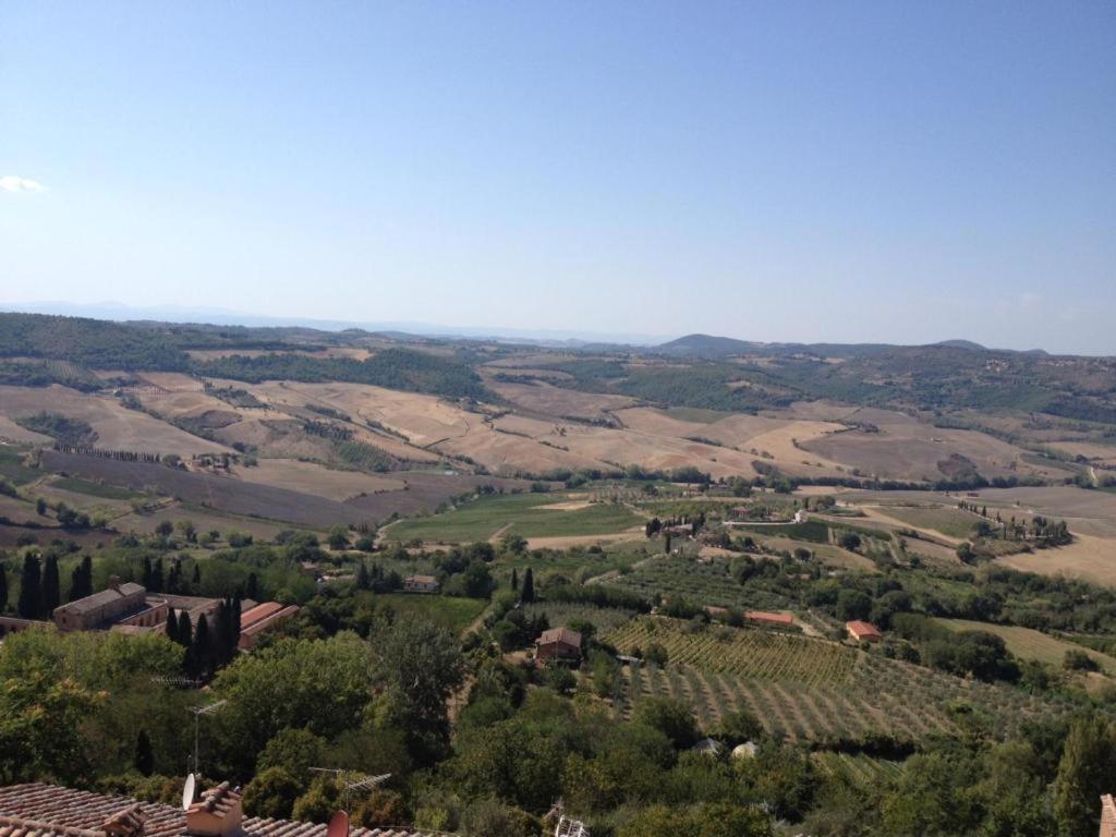 Entro Le Mura Montepulciano Bagian luar foto